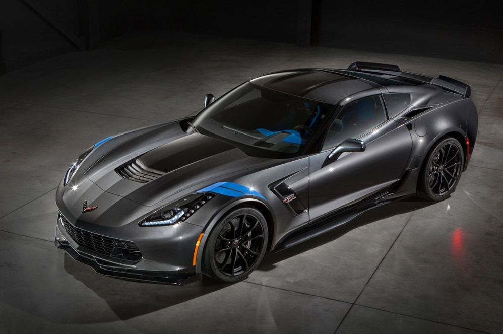 2017-chevrolet-corvette-grand-sport.jpg